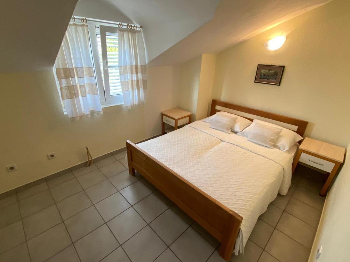 Blue Wave Apartments Туран Екстериор снимка
