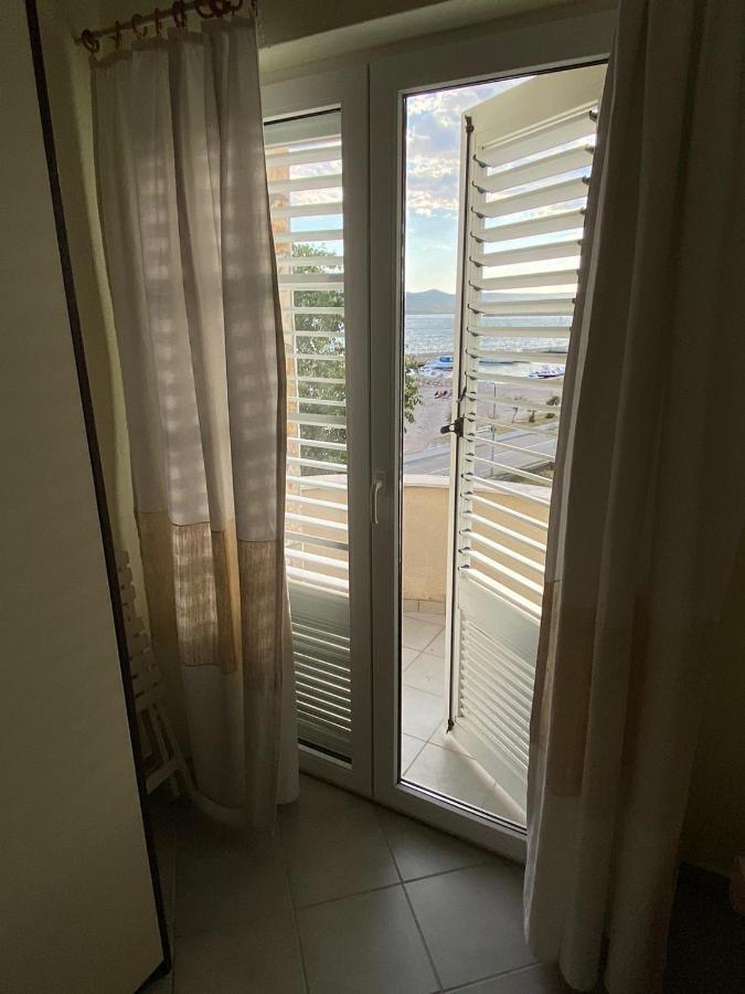 Blue Wave Apartments Туран Екстериор снимка