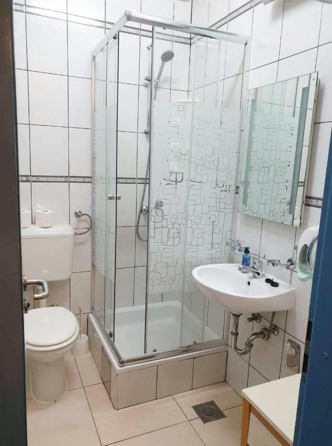 Blue Wave Apartments Туран Екстериор снимка