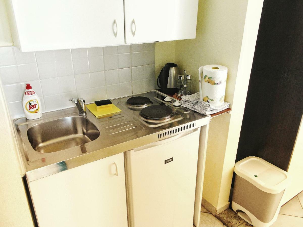 Blue Wave Apartments Туран Екстериор снимка